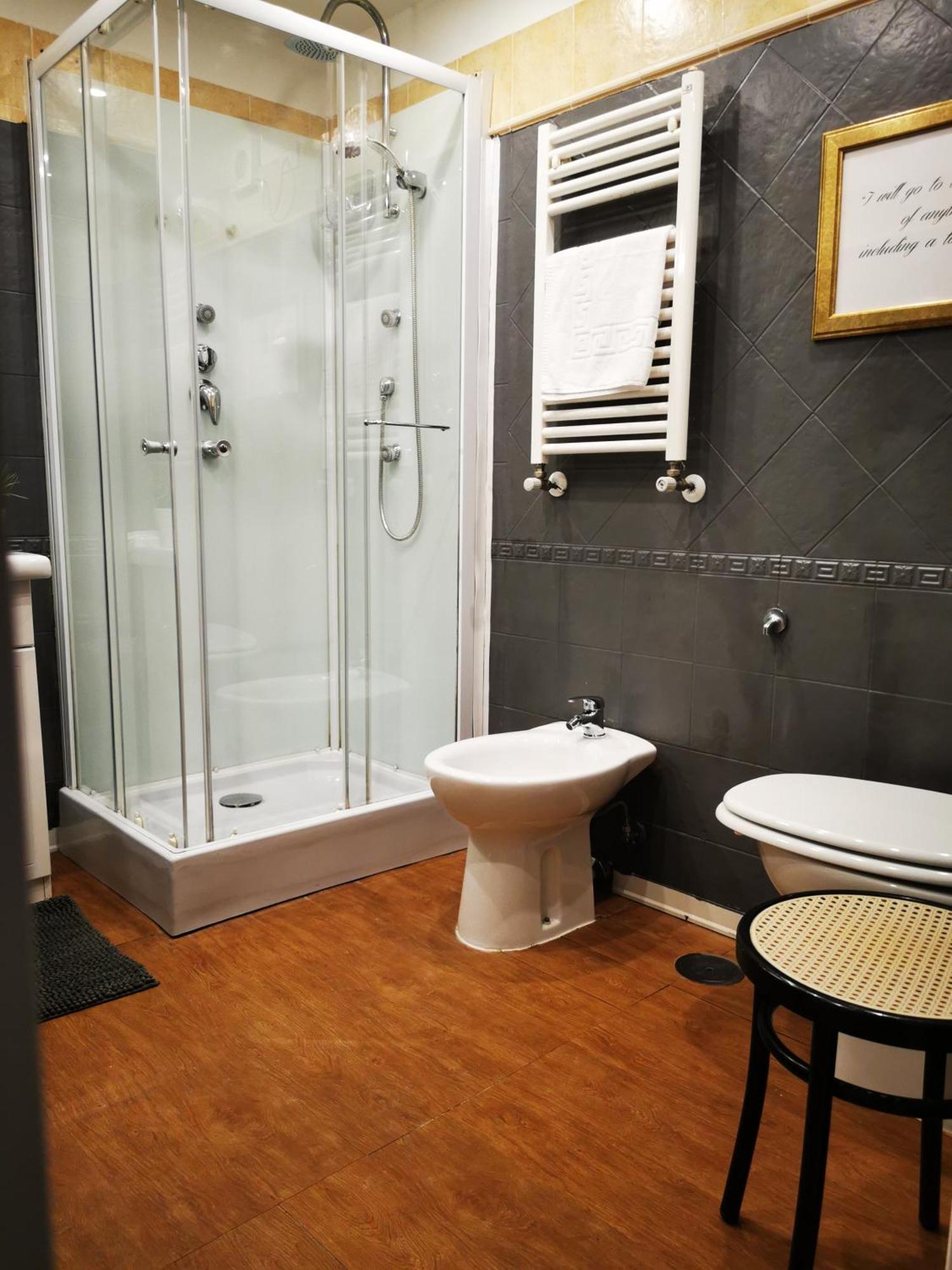 109 Suites Roma Екстер'єр фото