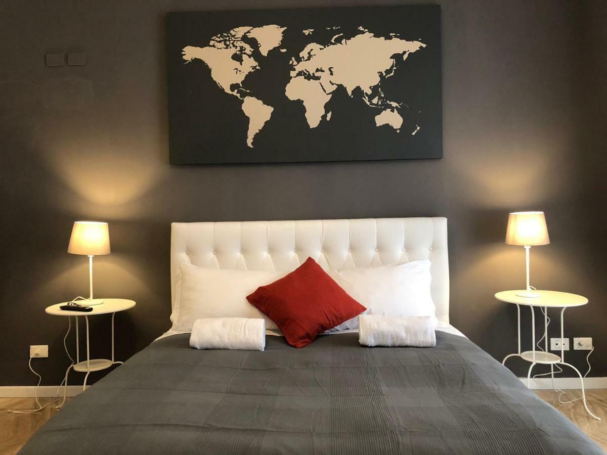 109 Suites Roma Екстер'єр фото