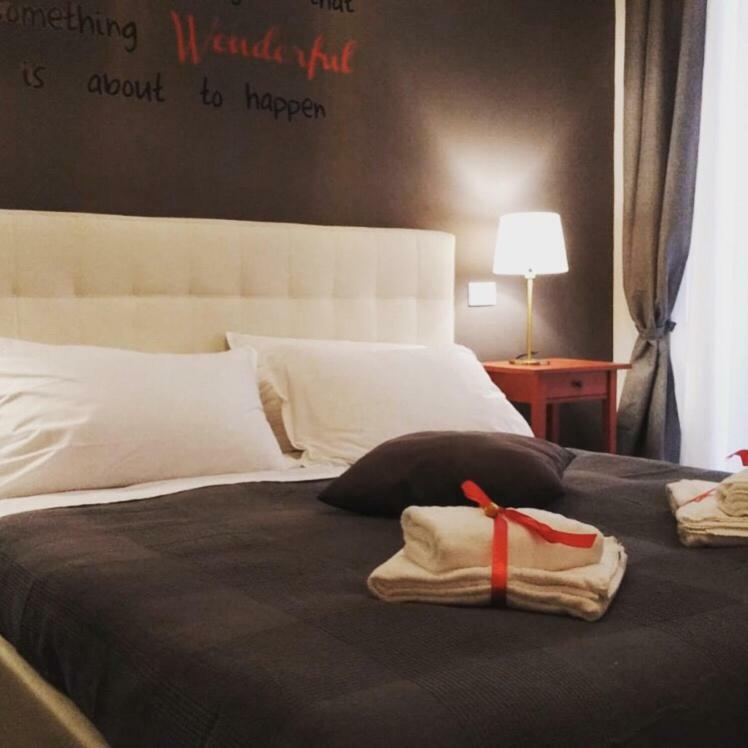 109 Suites Roma Екстер'єр фото