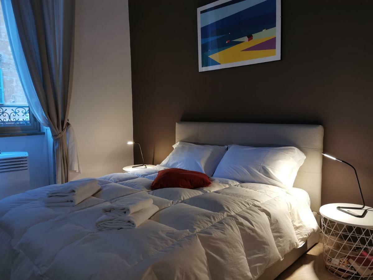 109 Suites Roma Екстер'єр фото