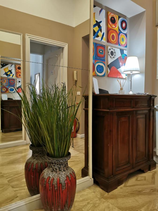 109 Suites Roma Екстер'єр фото